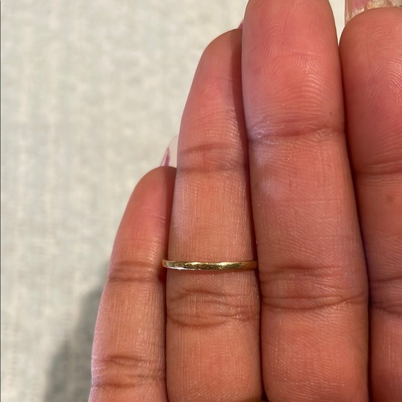 10k Solid Yellow Gold Opal Heart Ring - Picture 5 of 7